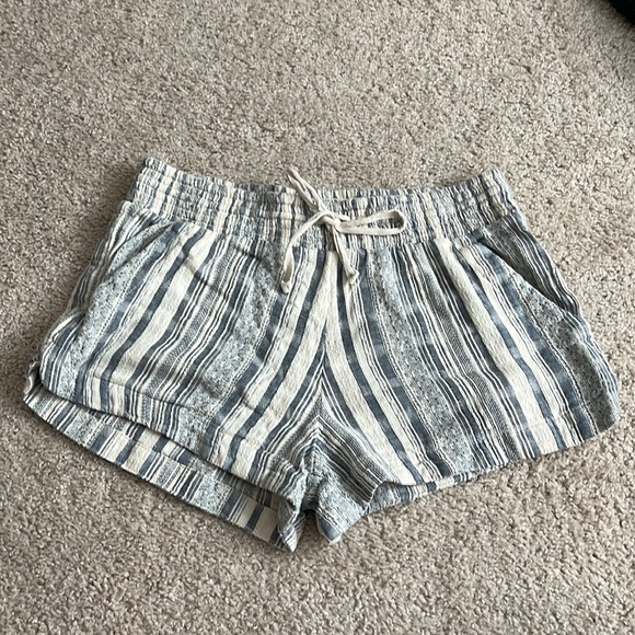 NEVER WORN🔥 Ripcurl shorts - Picture 3 of 4